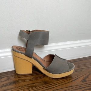 Gee’WaWa Hand Made Clogs